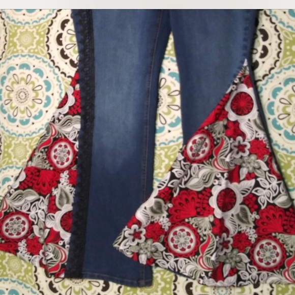 Here are the jeans. - Picture 4 of 16